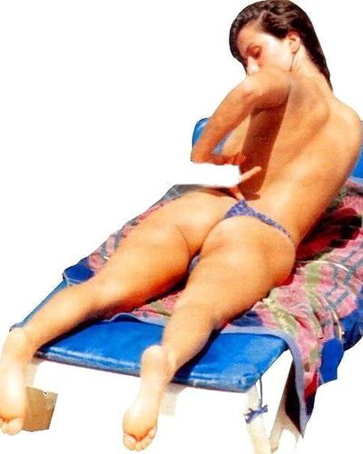 Tuğba Özay seksi ifşa fotoğrafı 45