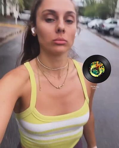 Tuğçe Melis Demir seksi ifşa fotoğrafı 9