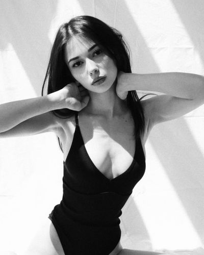 Türküsu Demirel seksi ifşa fotoğrafı 11