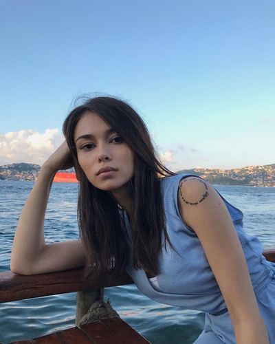 Türküsu Demirel seksi ifşa fotoğrafı 47