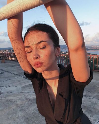 Türküsu Demirel seksi ifşa fotoğrafı 59