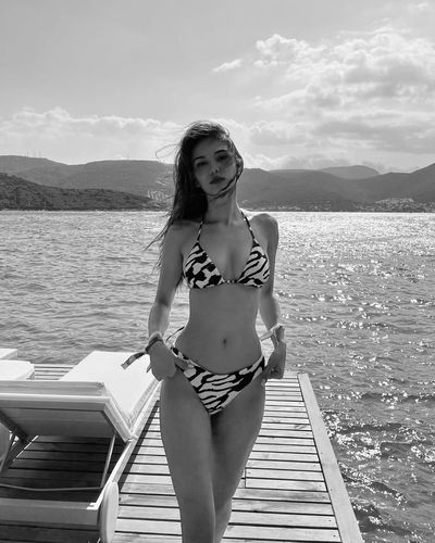 Türküsu Demirel seksi ifşa fotoğrafı 6