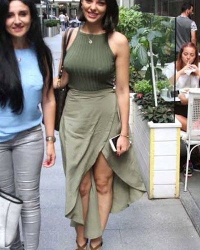 Tuvana Türkay seksi ifşa fotoğrafı 101