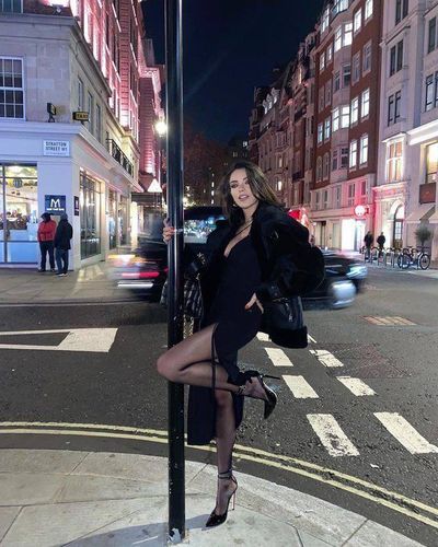 Tuvana Türkay seksi ifşa fotoğrafı 111