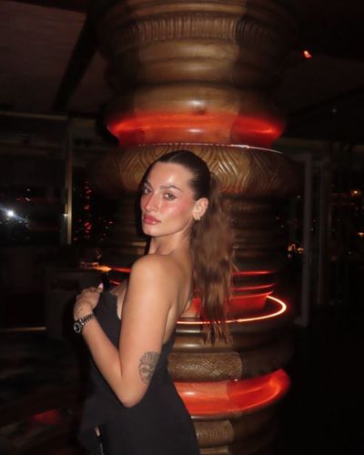 Yağmur Banda seksi ifşa fotoğrafı 1
