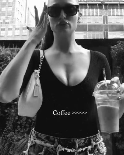 Yağmur Banda seksi ifşa fotoğrafı 423