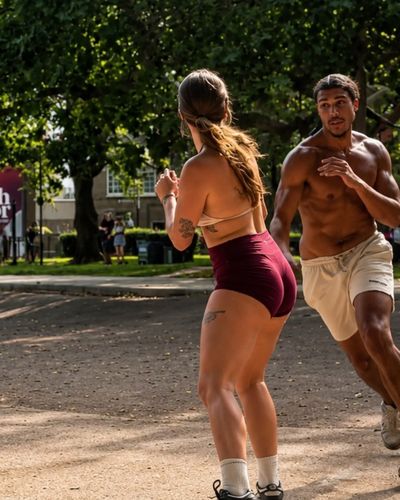 Yağmur Banda seksi ifşa fotoğrafı 7