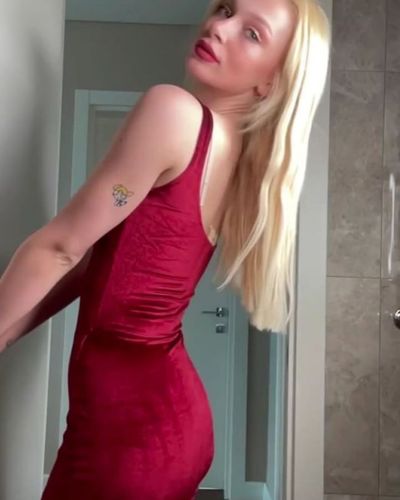 Yaren Alaca seksi ifşa fotoğrafı 17