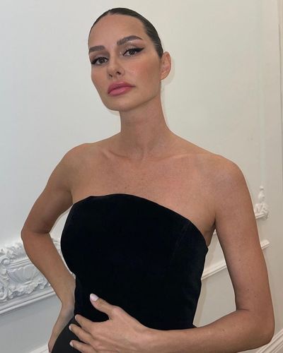 Yasemin Ergene seksi ifşa fotoğrafı 38