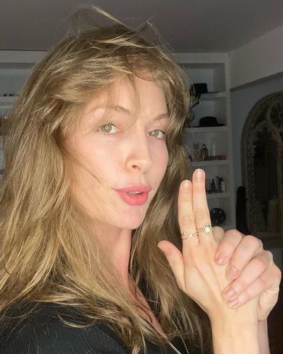Yasemin Kay Allen seksi ifşa fotoğrafı 66797