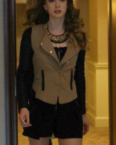 Yasemin Kay Allen seksi ifşa fotoğrafı 66796