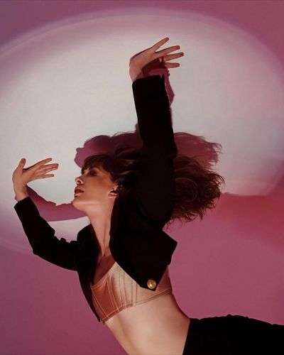 Yasemin Kay Allen seksi ifşa fotoğrafı 66774