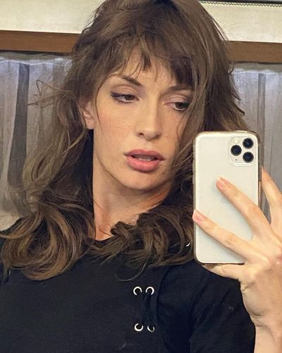 Yasemin Kay Allen seksi ifşa fotoğrafı 66756
