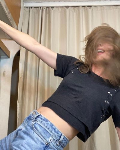 Yasemin Kay Allen seksi ifşa fotoğrafı 66753