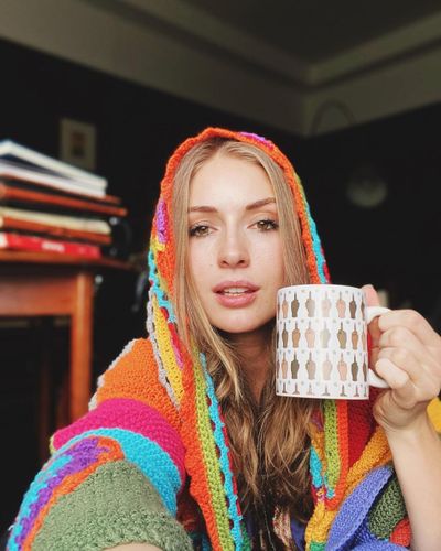 Yasemin Kay Allen seksi ifşa fotoğrafı 66713