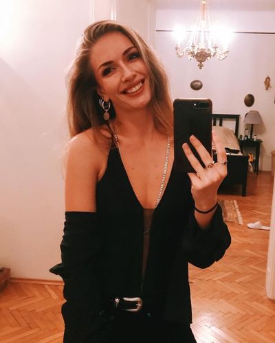 Yasemin Kay Allen seksi ifşa fotoğrafı 66706