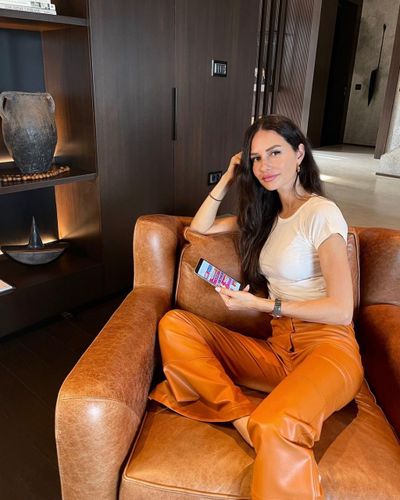 Yasemin Özilhan seksi ifşa fotoğrafı 104