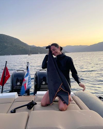 Yasemin Özilhan seksi ifşa fotoğrafı 126