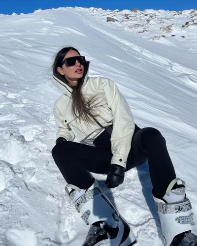 Yasemin Özilhan seksi ifşa fotoğrafı 128