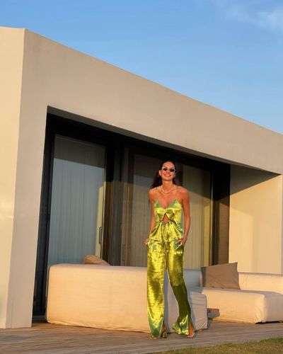 Yasemin Özilhan seksi ifşa fotoğrafı 130