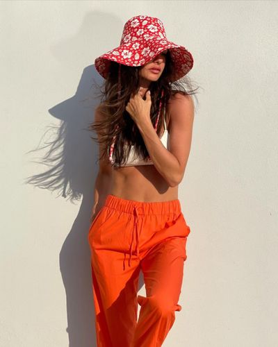 Yasemin Özilhan seksi ifşa fotoğrafı 133