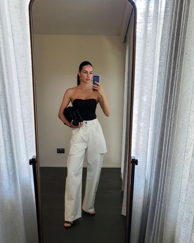 Yasemin Özilhan seksi ifşa fotoğrafı 152
