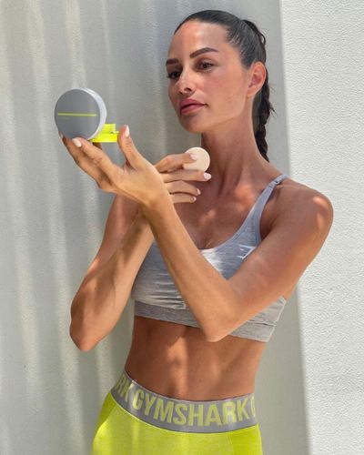 Yasemin Özilhan seksi ifşa fotoğrafı 164
