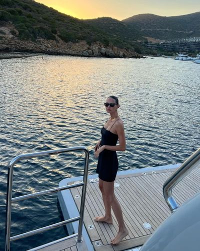 Yasemin Özilhan seksi ifşa fotoğrafı 25
