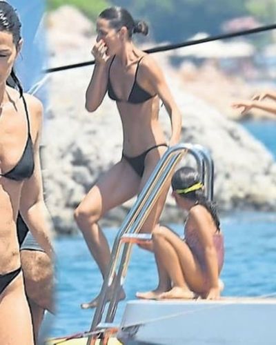 Yasemin Özilhan seksi ifşa fotoğrafı 314