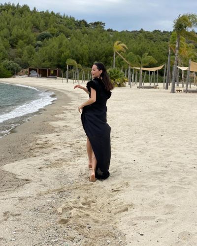 Yasemin Özilhan seksi ifşa fotoğrafı 333