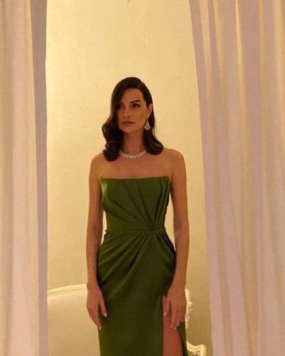 Yasemin Özilhan seksi ifşa fotoğrafı 352