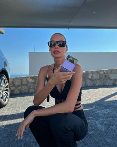 Yasemin Özilhan seksi ifşa fotoğrafı 89