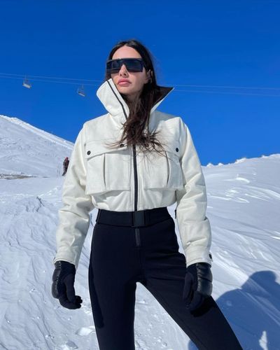 Yasemin Özilhan seksi ifşa fotoğrafı 92