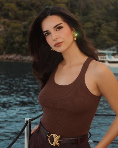 Yasemin Yazıcı seksi ifşa fotoğrafı 30