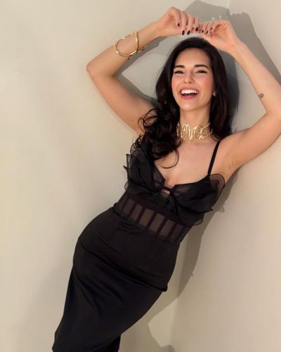 Yasemin Yazıcı seksi ifşa fotoğrafı 34