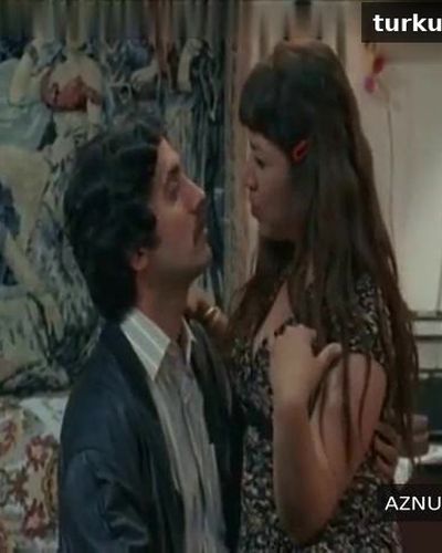 Yeşim Ceren Bozoğlu seksi ifşa fotoğrafı 8 — Eve Dönüş (2006)