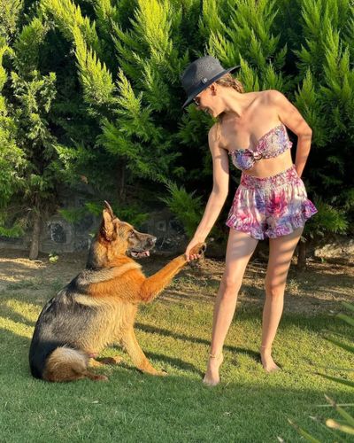 Yıldız Çağrı Atiksoy seksi ifşa fotoğrafı 43