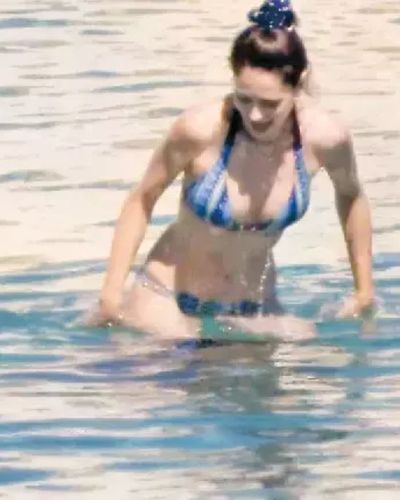 Yıldız Çağrı Atiksoy seksi ifşa fotoğrafı 72