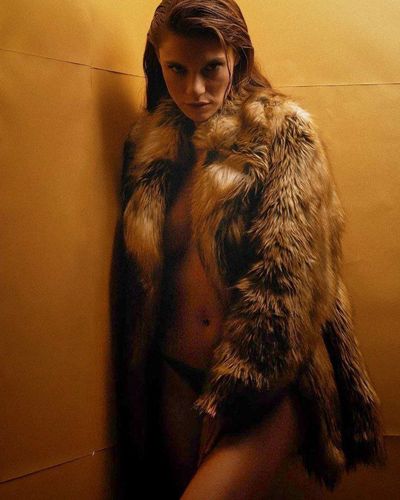 Yusra Geyik seksi ifşa fotoğrafı 405