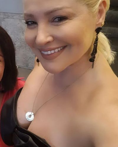 Zahide Yetiş seksi ifşa fotoğrafı 19