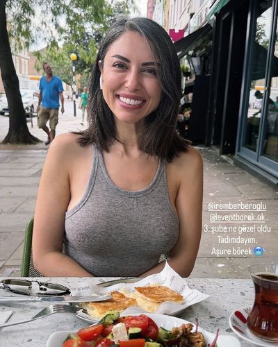 Zehra Bora seksi ifşa fotoğrafı 23
