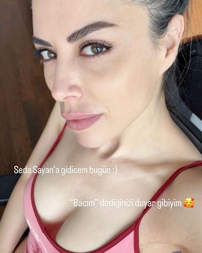 Zehra Bora seksi ifşa fotoğrafı 38