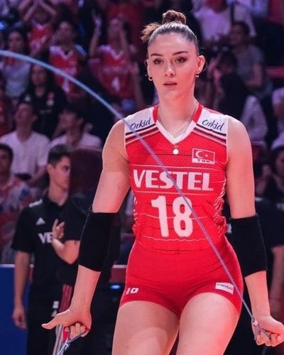 Zehra Güneş seksi ifşa fotoğrafı 106