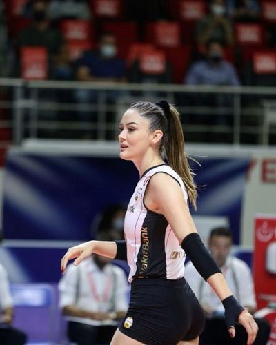 Zehra Güneş seksi ifşa fotoğrafı 484