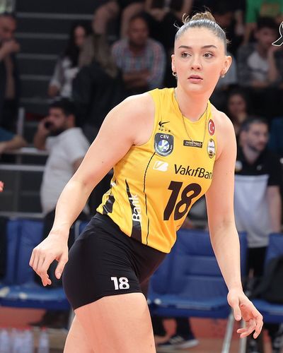 Zehra Güneş seksi ifşa fotoğrafı 50