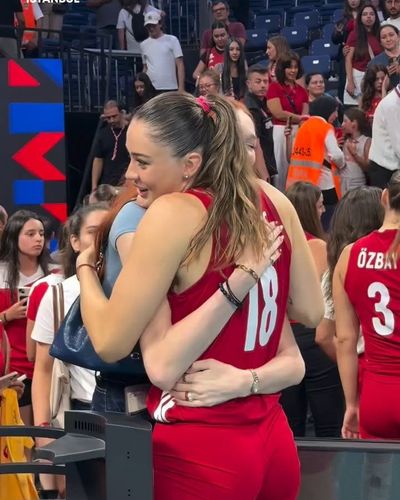 Zehra Güneş seksi ifşa fotoğrafı 650