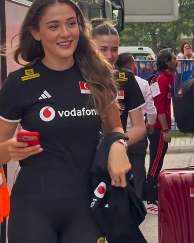 Zehra Güneş seksi ifşa fotoğrafı 706