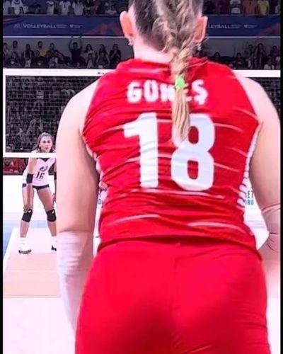 Zehra Güneş seksi ifşa fotoğrafı 747