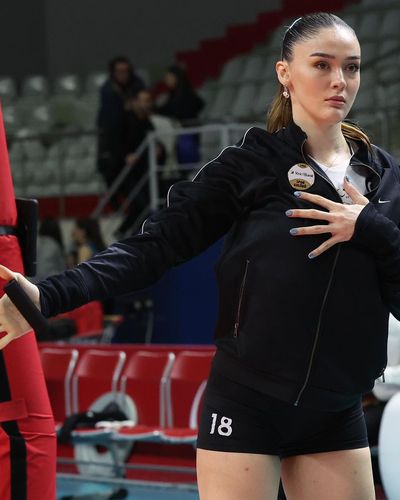 Zehra Güneş seksi ifşa fotoğrafı 961