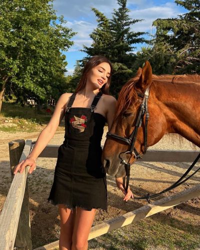 Zehra Yılmaz seksi ifşa fotoğrafı 101